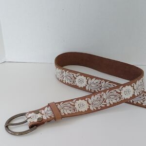 Lucky Brand Womens Floral Embroidered Brown Leather Belt Sz L Boho Western Brass